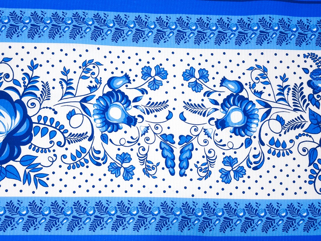 Bavlnené vaflové piké modrý folklór 50 cm