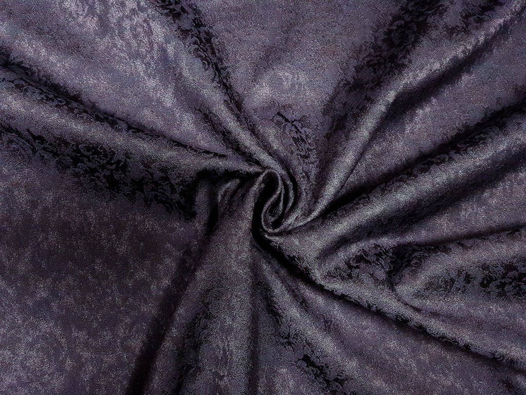 Textillux.sk - produkt Žakardová kostýmovka s ružou 145 cm